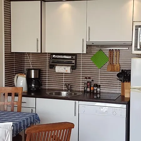 アパート Moderne Casavovo Mit Terrasse By Interhome *